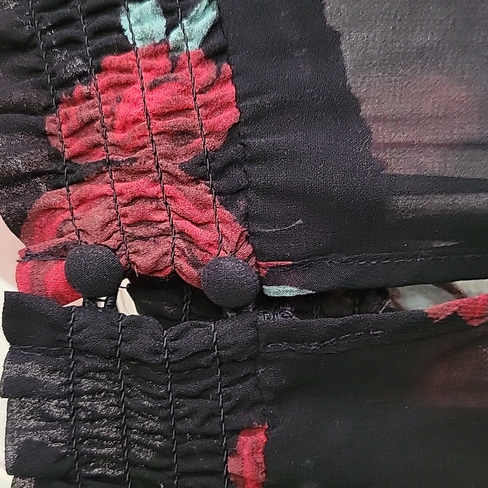 Sheer top - Picture 6 of 7
